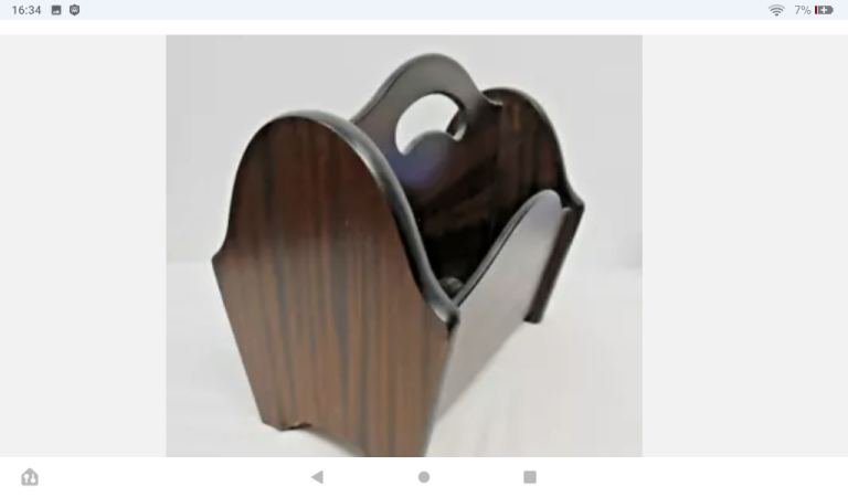 Magazine/newspaper rack