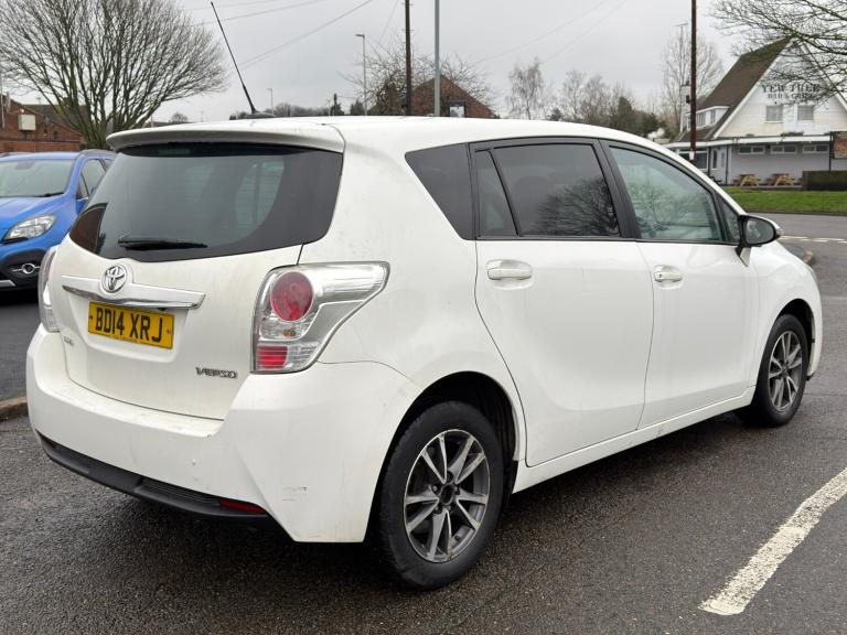 2014 Toyota Verso 1.6 D-4D Icon 5dr MPV Diesel Manual