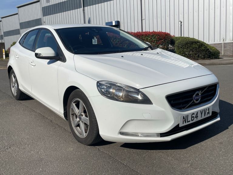 Volvo V40 1.6 Diesel - Automatic - 2014 - MOT - Ulez free - not bmw audi skoda seat