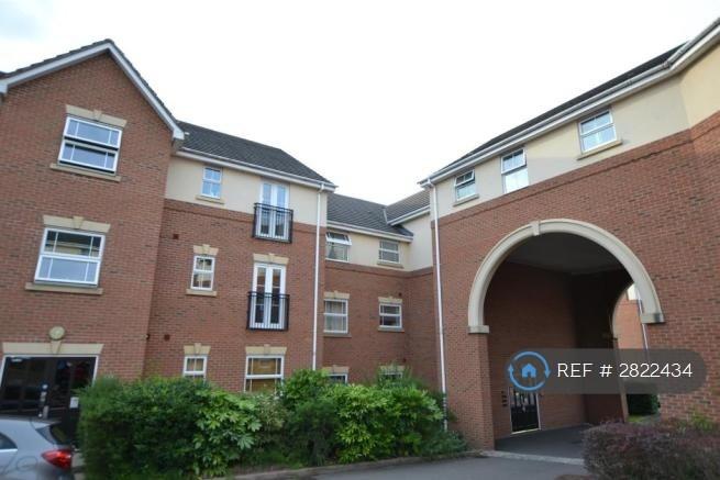 2 bedroom flat in Newlands Close, Hagley, Stourbridge, DY9 (2 bed) (#2822434)