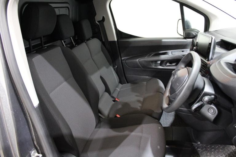 2021 Peugeot Partner 1000 1.5 BlueHDi 100 Professional Van PANEL VAN DIESEL Manual