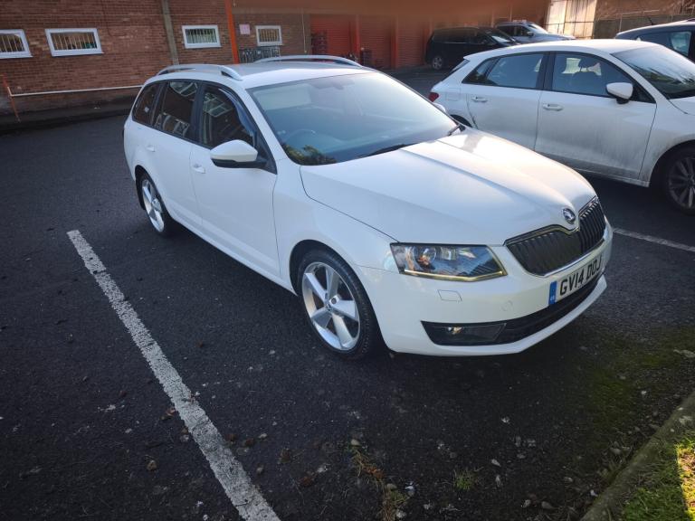 2014 Skoda Octavia 1.6 TDI CR Elegance 5dr DSG ESTATE Diesel Automatic