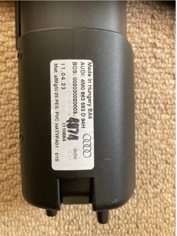 NEW Roll Cover- Luggage compartment cover (black) for Audi Q7 (2015+) 