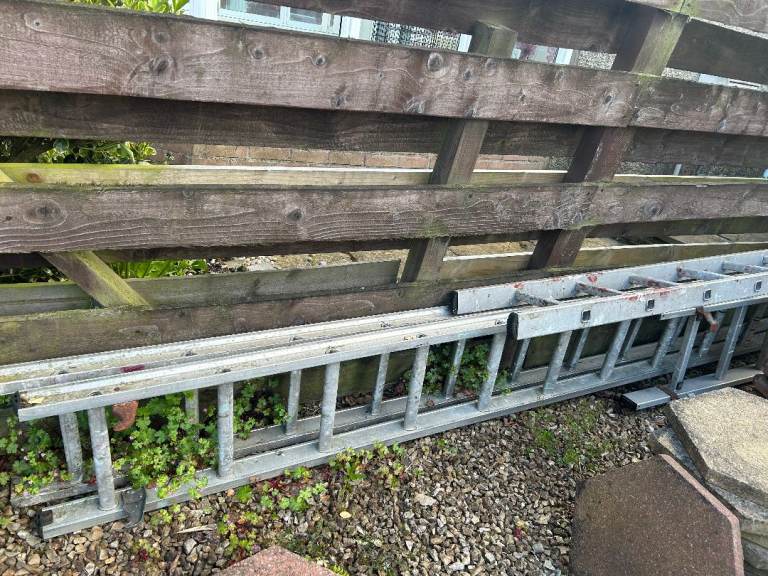 Long Ladder With Roofing and Platform Attachments 'PENDING COLLECTION'