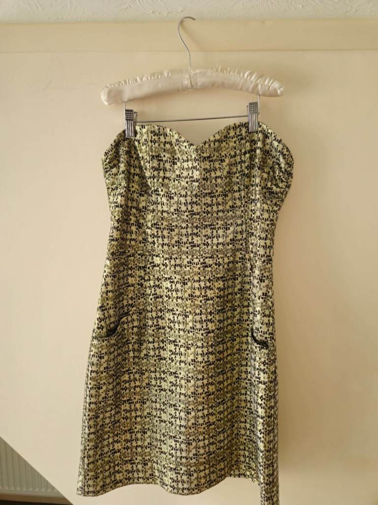 New Stunning H&M Gold/Black Silver Strapless Lined Jacquard Dress With Pockets Immaculate 