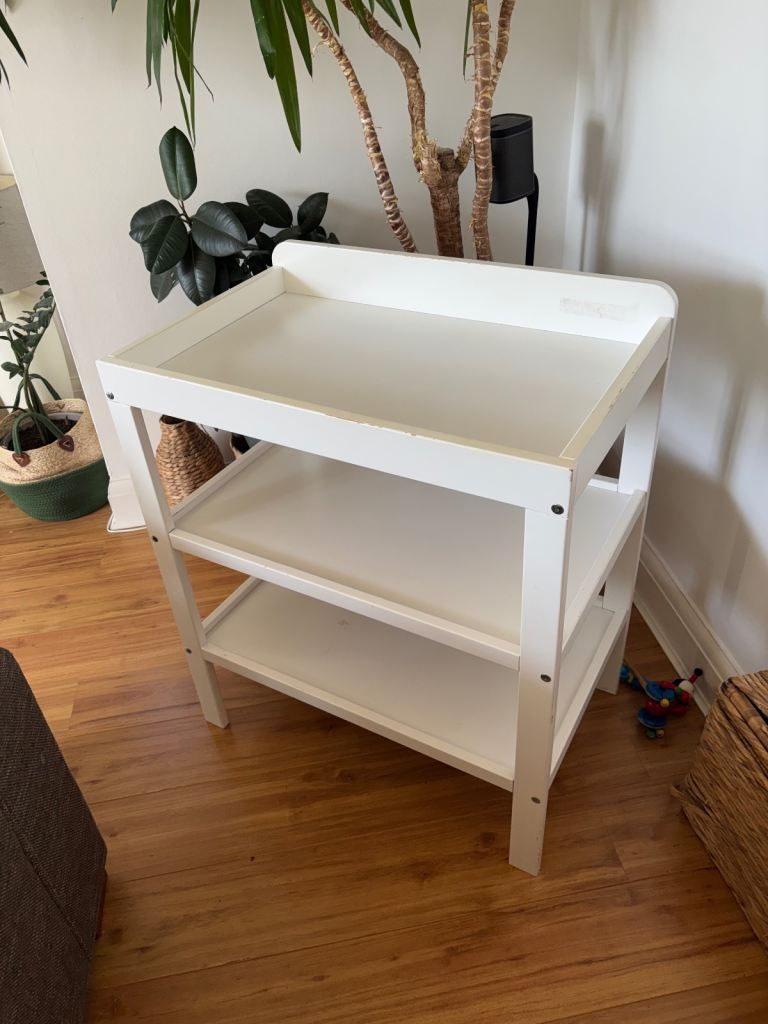 White Baby Changing Table with Shelves – Good Condition