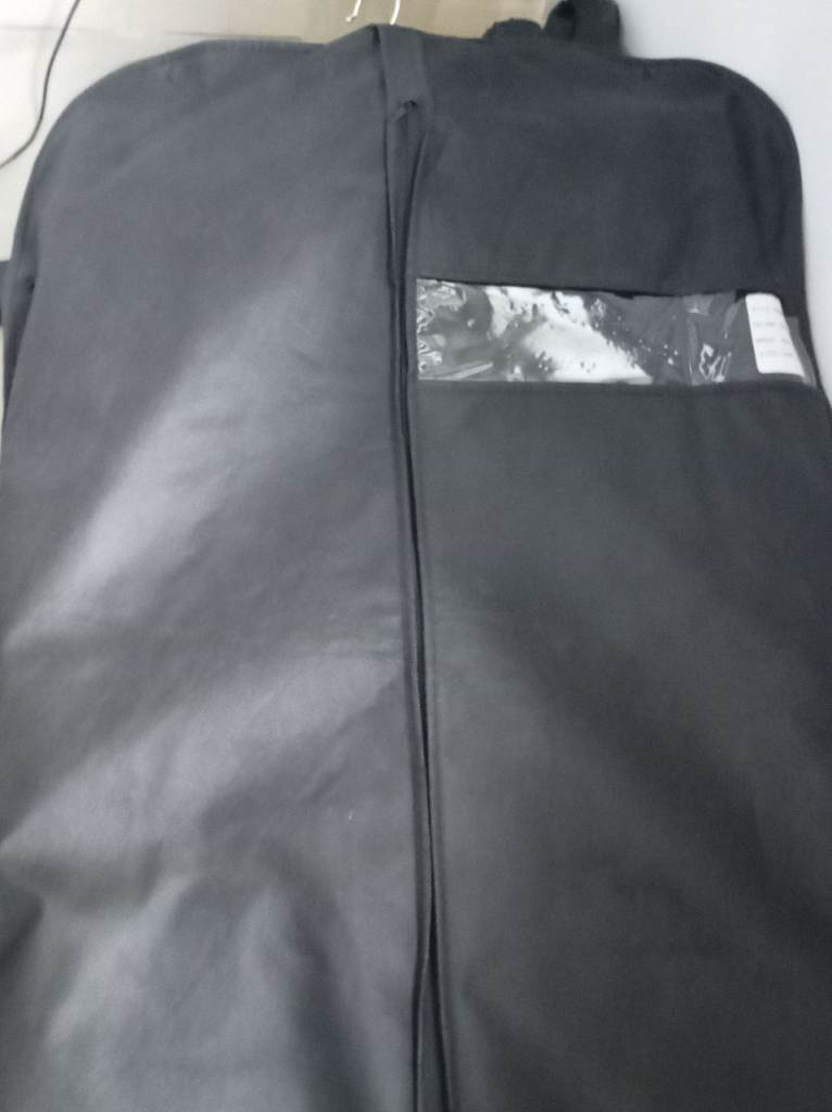 Black Fabric Garment Bag for Suits/Dresses – Good Condition