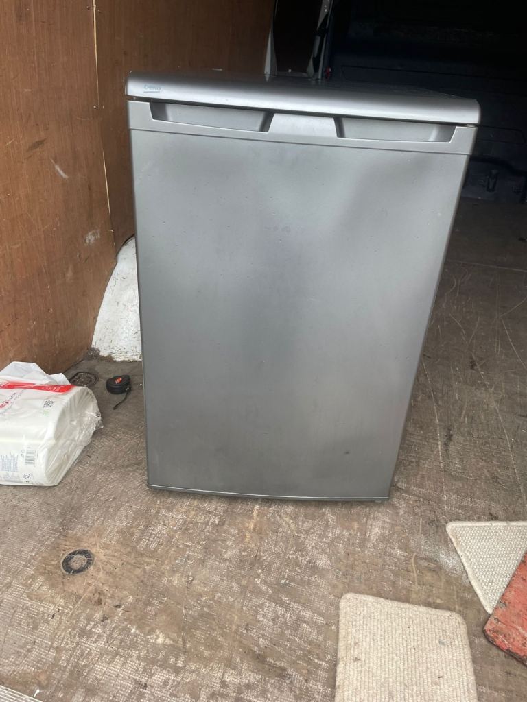 For sale freezer freezer for under the counter no charge for delivery 