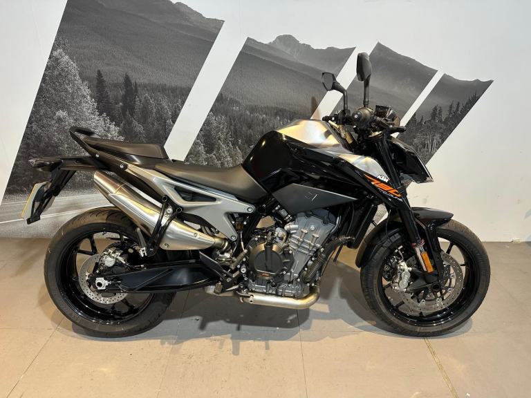 KTM 790 Duke 2019 with 14,557 miles 