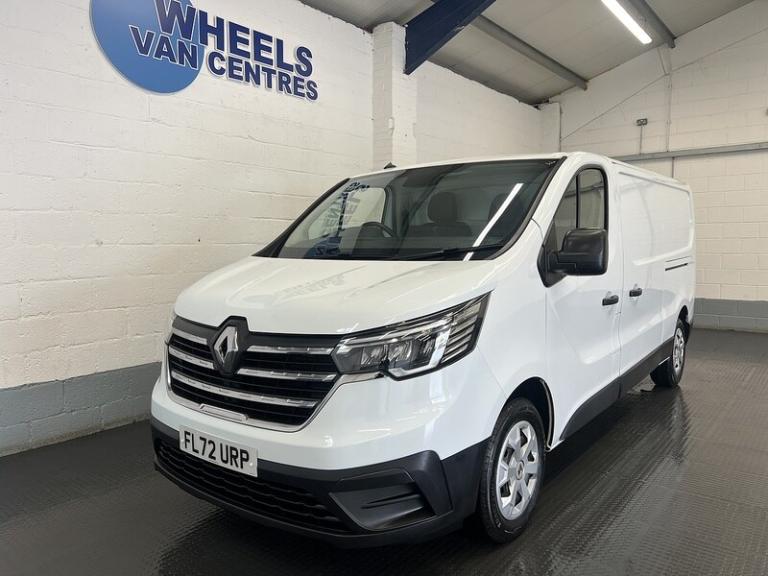 2022 Renault Trafic 2.0 dCi Blue LL30 Business+ Panel Van 5dr Diesel Manual L2 H1 Euro 6 (s/s)  P...