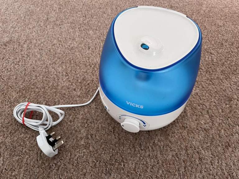 Vicks Mini Cool Mist Humidifier