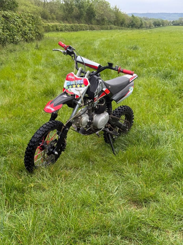Dirt bike 