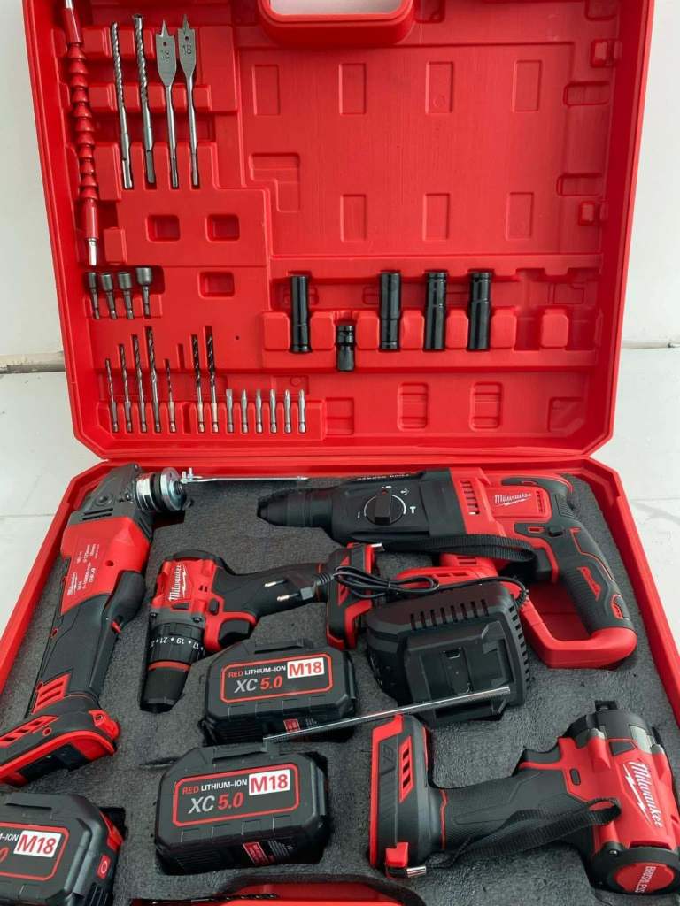 MILWAUKEE 4 IN 1 SET