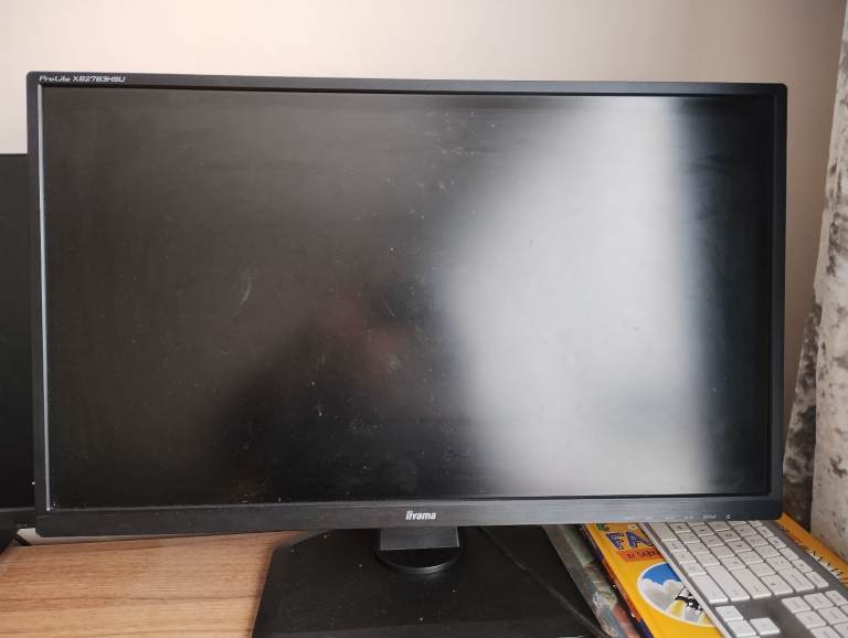 Iiyama computer monitor