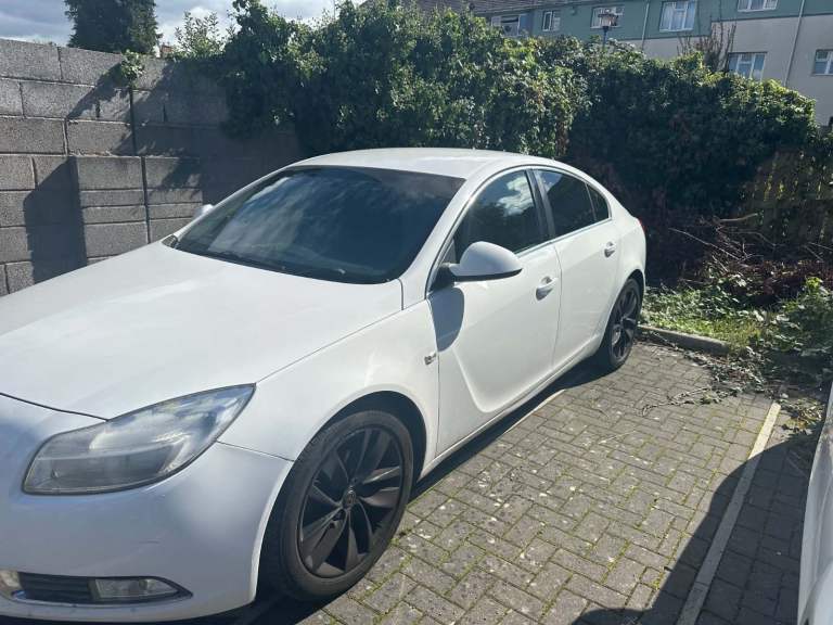Vauxhall, INSIGNIA, Hatchback, 2012, Manual, 1956 (cc), 5 doors