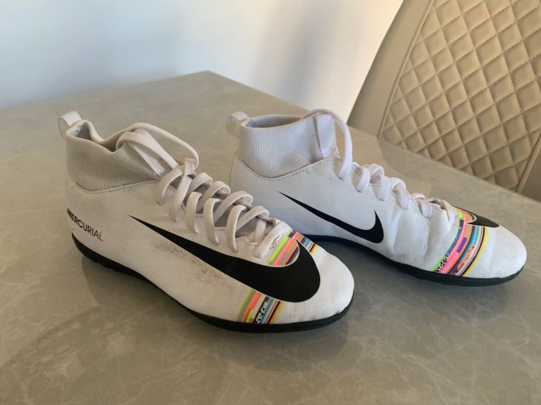 Nike Mercurial indoor trainers- White, Good Condition