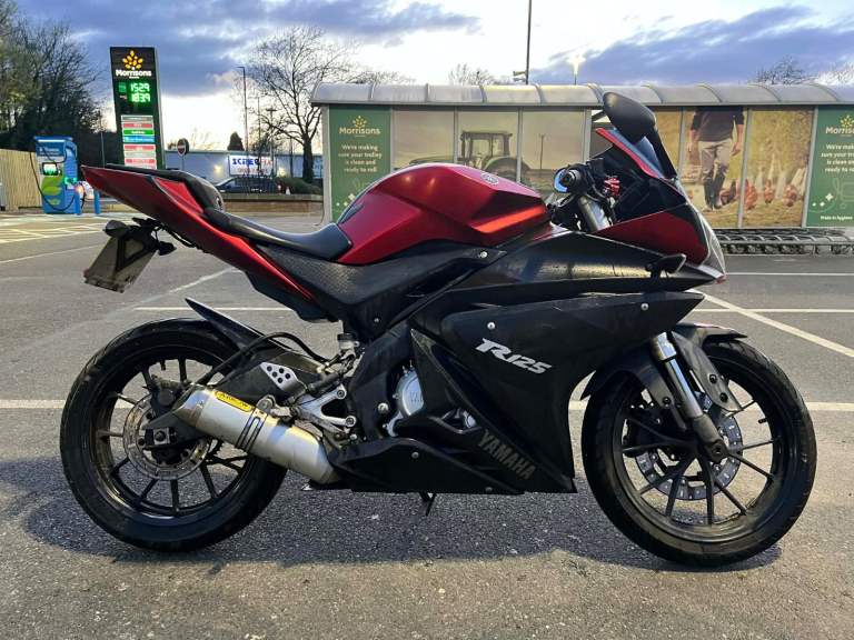 Yamaha YZF R125