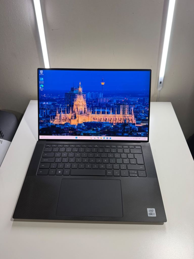 Dell XPS 15 9500 4K TouchScreen i7-10750H 32GB RAM 1TB NVMe GTX 1650 Ti Win 11 Pro