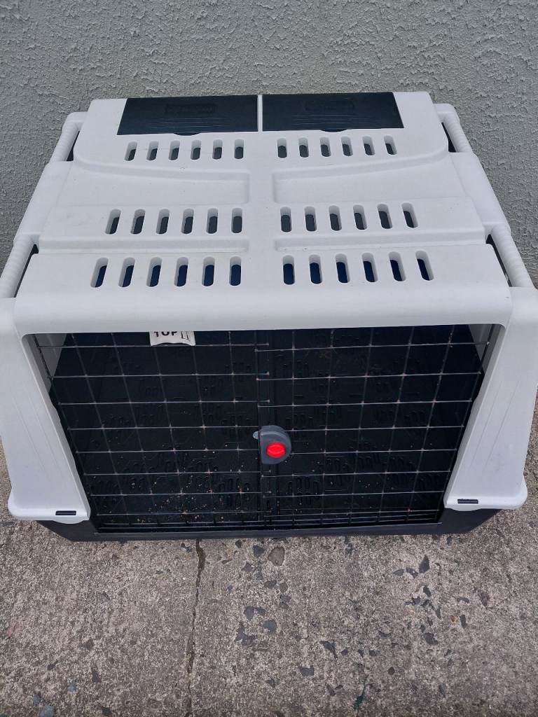 Dog  crate transporter