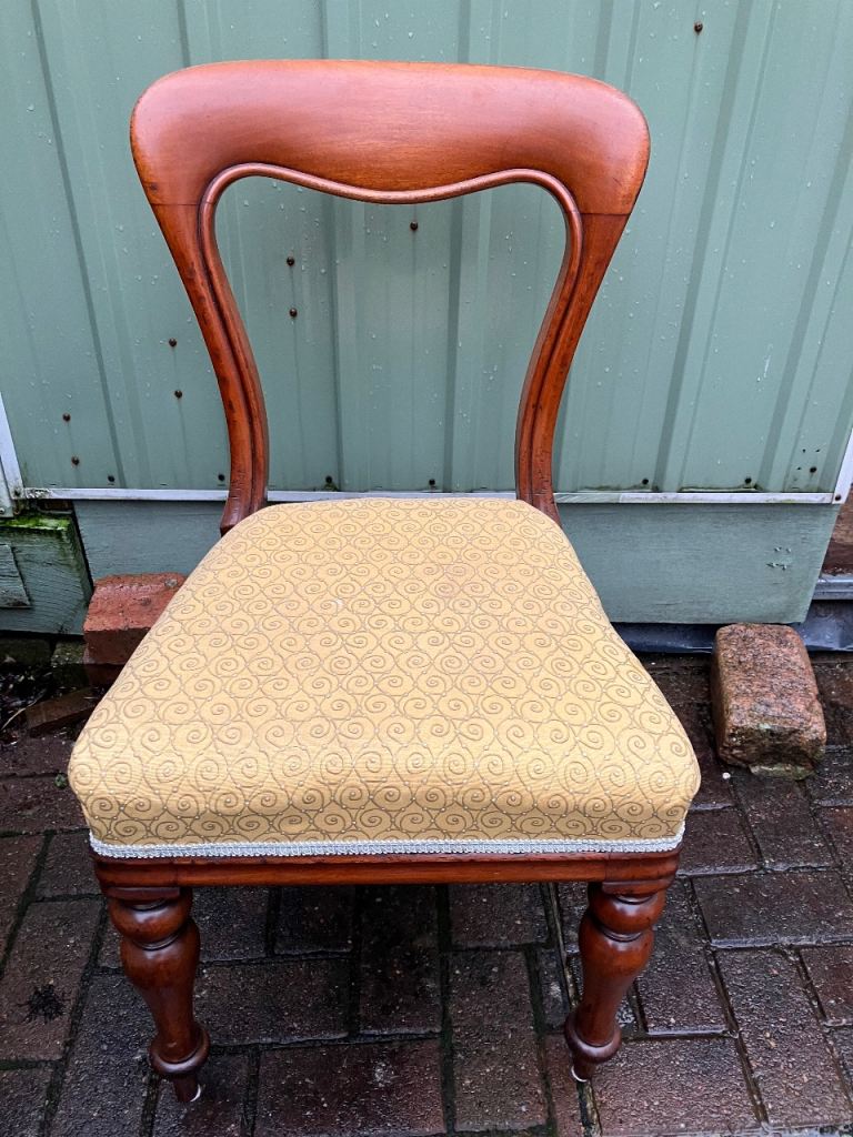 Antique Mahogany Dining Chair 