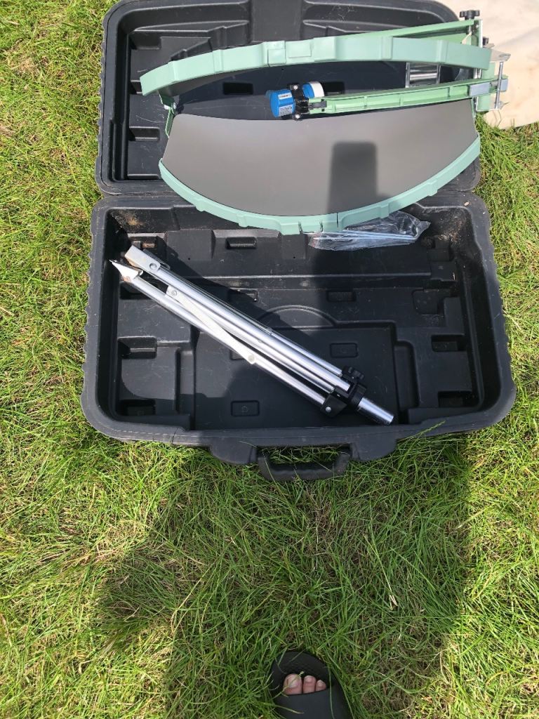 Portable satellite dish