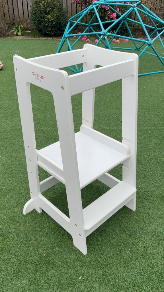 Kitchen helper toddler tower