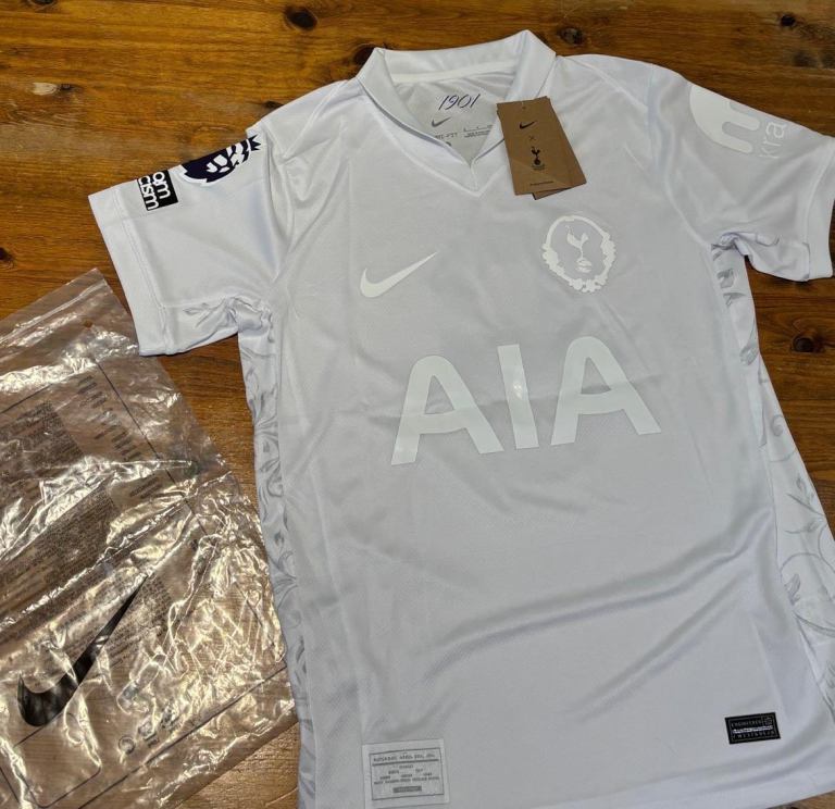 Spurs 1901, 125 anniversary shirt