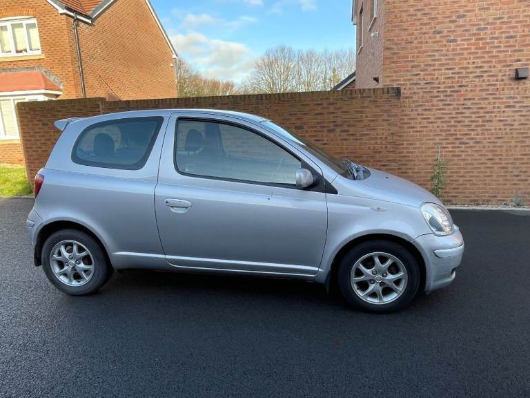Toyota Yaris 1.3 Petrol - Low Mileage 64,114