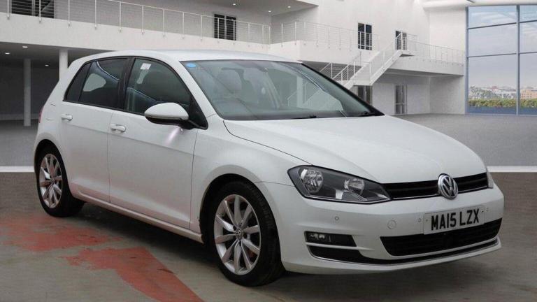 VOLKSWAGEN GOLF 2.0 TDI BlueMotion Tech GT Euro 5 (s/s) 5dr 2015