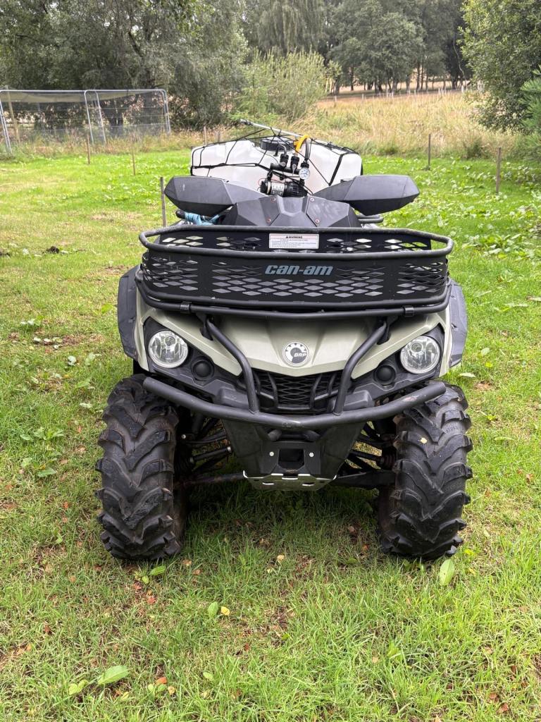 Can-Am Outlander 570 4WD