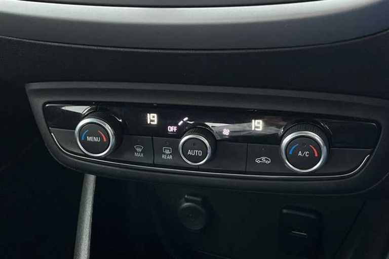 2019 Vauxhall Crossland X 1.2 SE 5dr HATCHBACK PETROL Manual