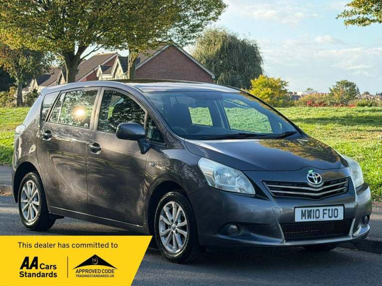 2010 Toyota Verso 1.6 V-Matic TR Euro 4 5dr MPV Petrol Manual