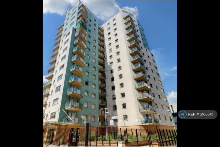 2 bedroom flat in City View, Ilford, IG1 (2 bed) (#2166610)