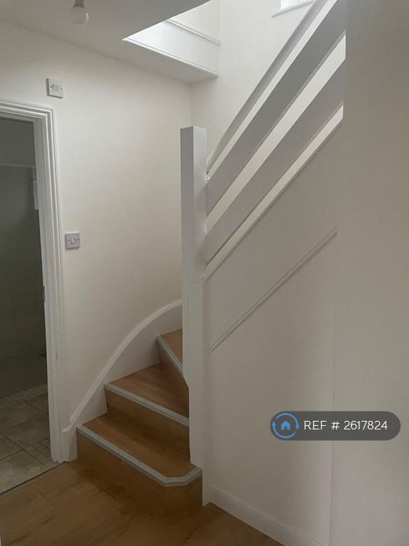 3 bedroom house in Bowly Road, Gloucester, GL1 (3 bed) (#2617824)