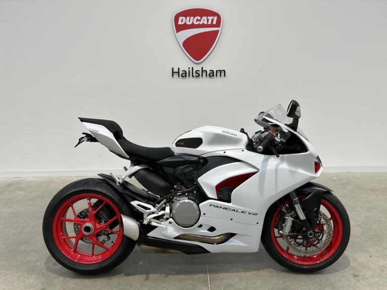 Ducati Panigale V2, 2020, Low Mileage at 1500