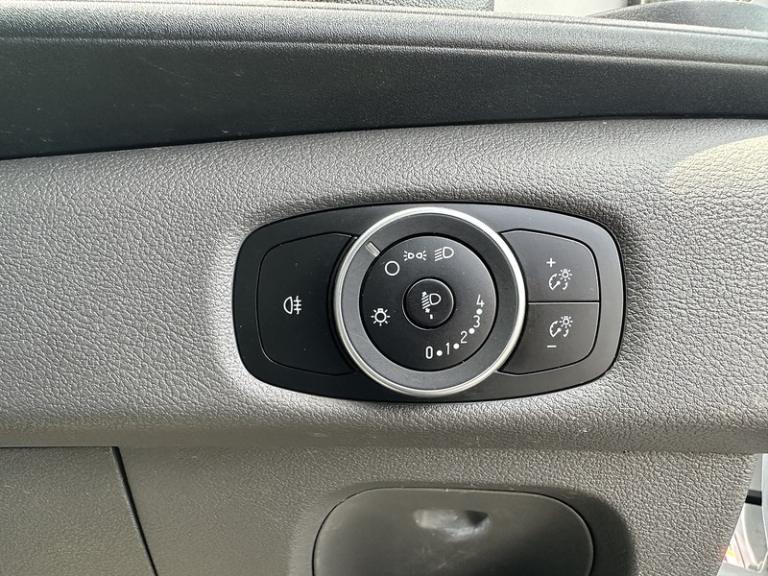 2022 Ford Transit 350 EcoBlue Leader CrewCab Tipper L3 Euro 6 130ps 2022 Tipper Diesel Manual