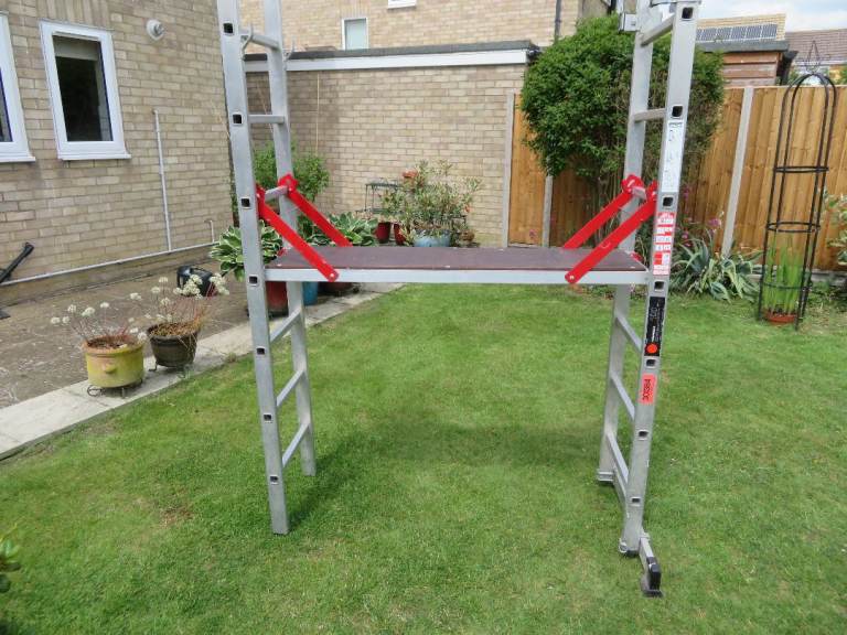 Youngman 5-way Combination Ladder and Scaffold Platform – Good Condition