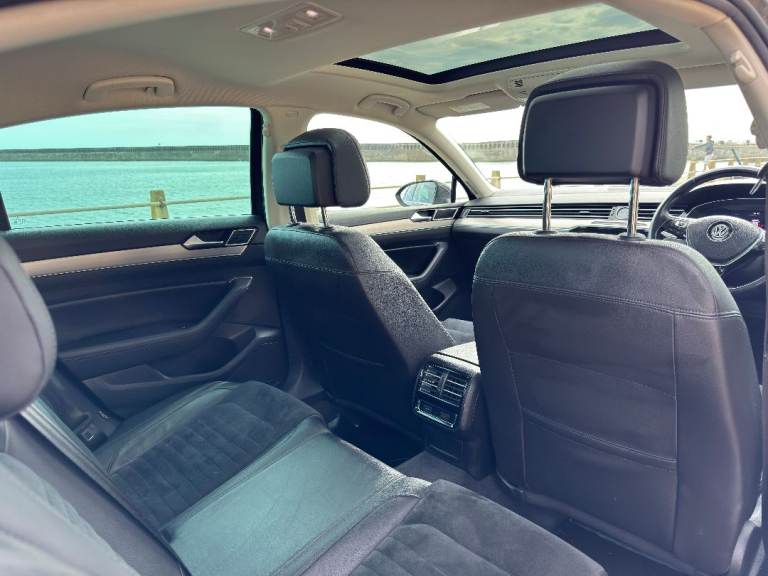 2018 Volkswagen Passat GT - New Years MOT - Full Service History - 2 Keys - ULEZ Compliant