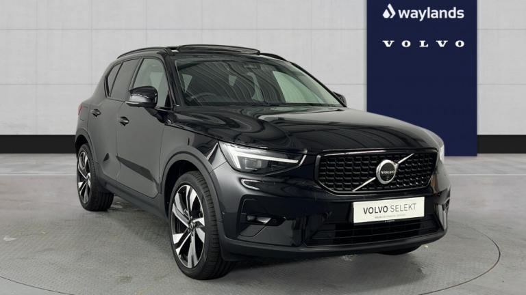 2023 Volvo XC40 B4 Ultimate, Mild hybrid, Petrol, Dark(Panroof, Harman Kardon) Estate Petrol Auto...