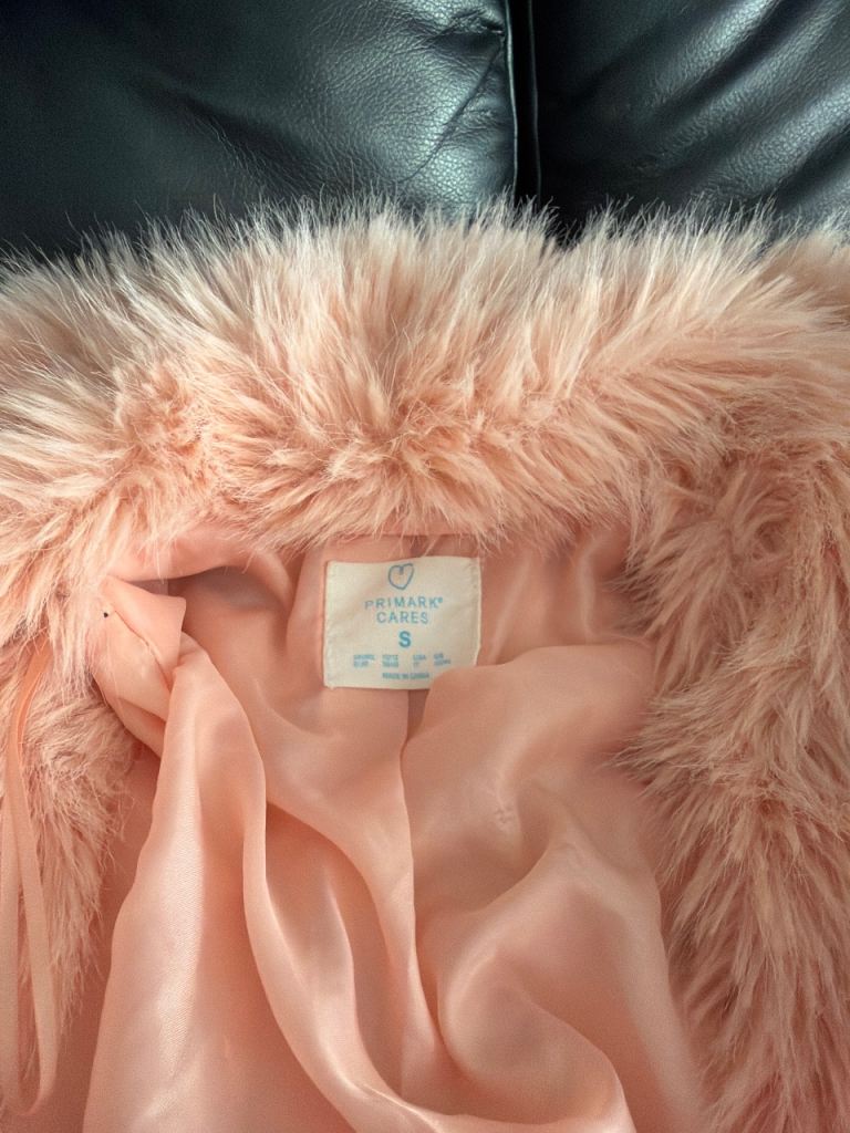 Stunning peach faux fur coat size s 10/ 12