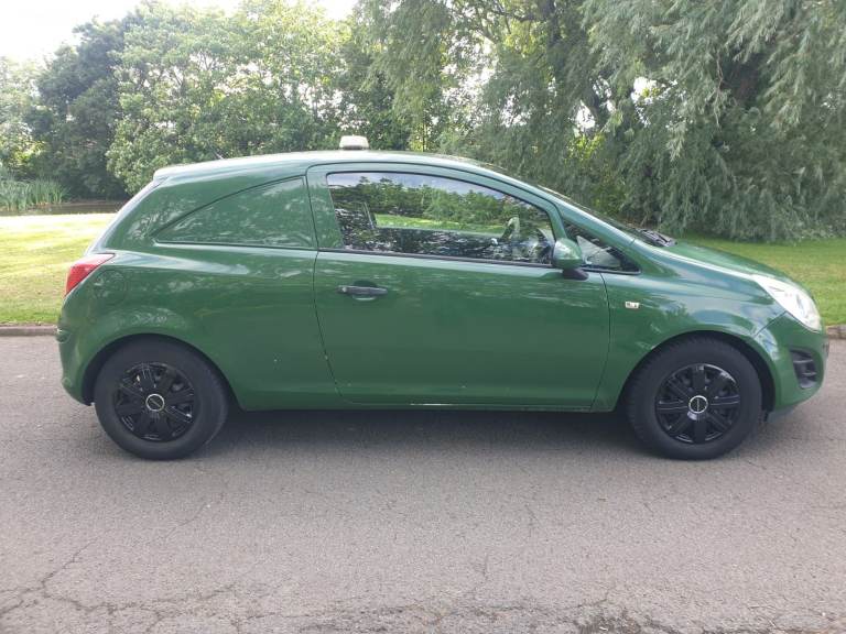 2013 vauxhall corsa 1.3 cdti ecoflex ( 12 months mot )