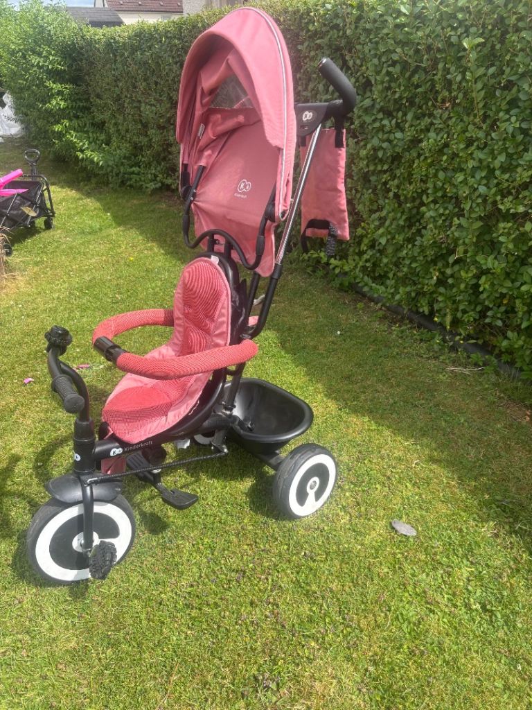 Pink kinderkraft trike 