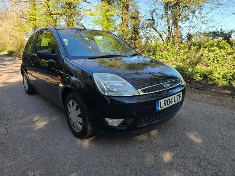 2004 Ford Fiesta 1.4 Ghia 3dr HATCHBACK Petrol Manual