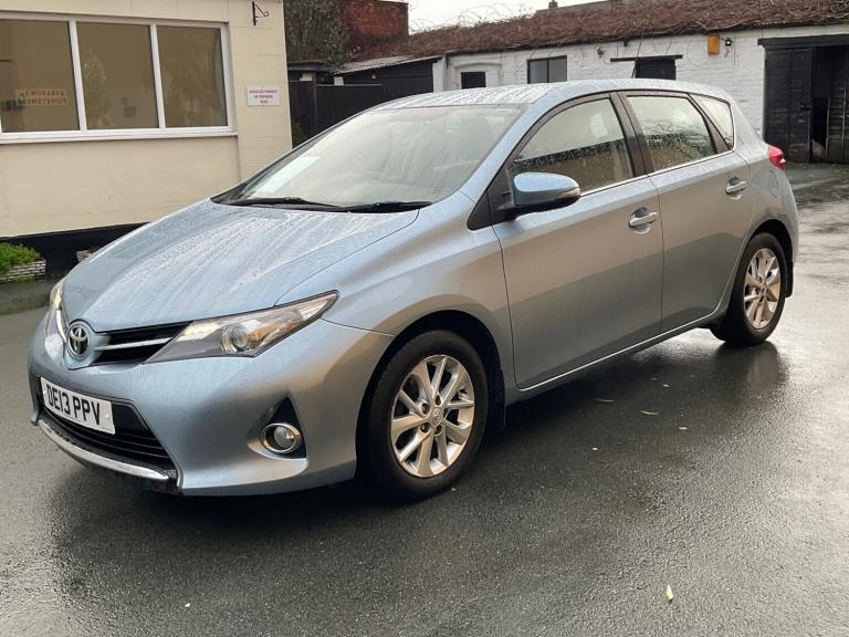 2013 Toyota Auris 1.6 V-Matic Icon 5dr HATCHBACK Petrol Manual