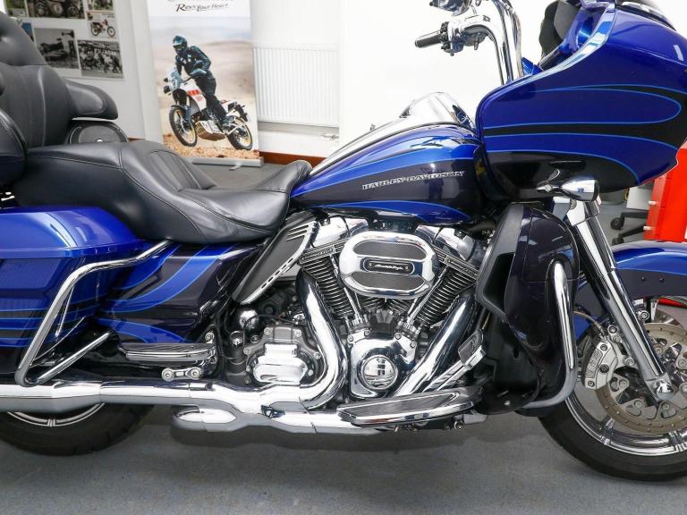 2015, '15 Harley-Davidson FLTRUSE Road Glide CVO. Stunning Bike. See Ad. £13,995