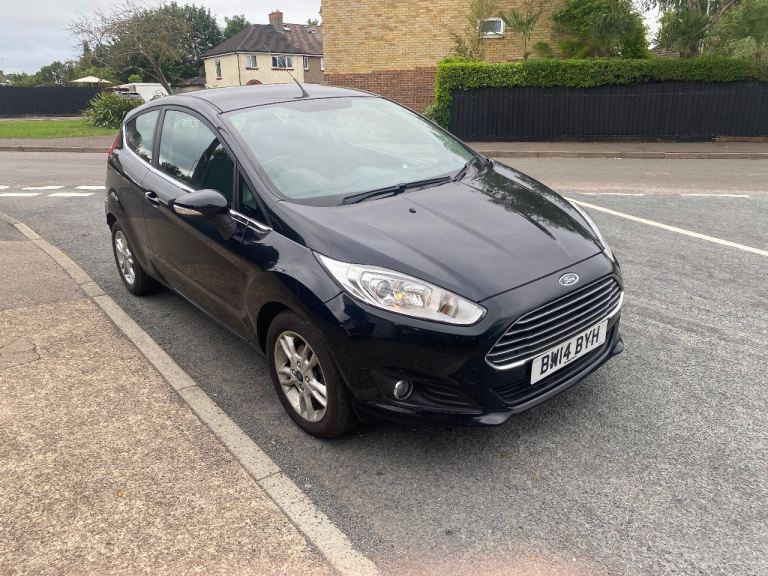 Ford, FIESTA, Hatchback, 2014, Manual, 1241 (cc), 3 doors