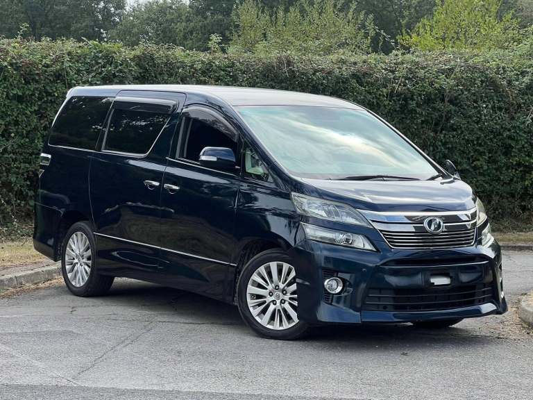 2013 Toyota Vellfire Petrol