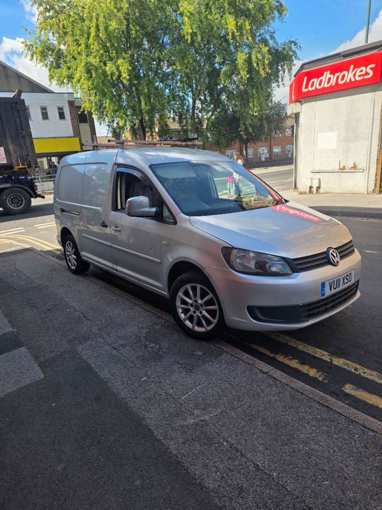 Volkswagen, CADDY MAXI, Panel Van, 2011, Manual, 1598 (cc)