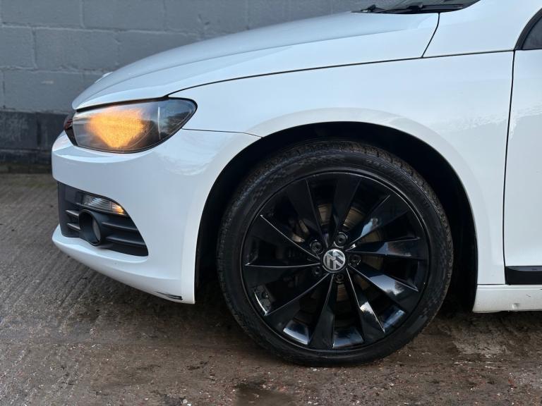 2013 Volkswagen Scirocco 2.0 TDi BlueMotion Tech GT 3dr [Nav/Leather] COUPE Diesel Manual
