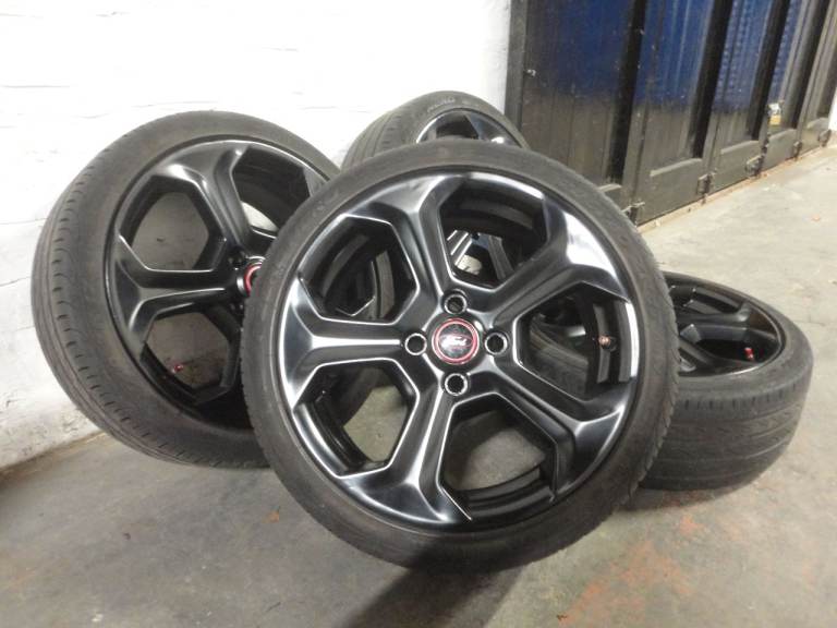 FORD FIESTA ST 17 INCH ALLOY WHEELS